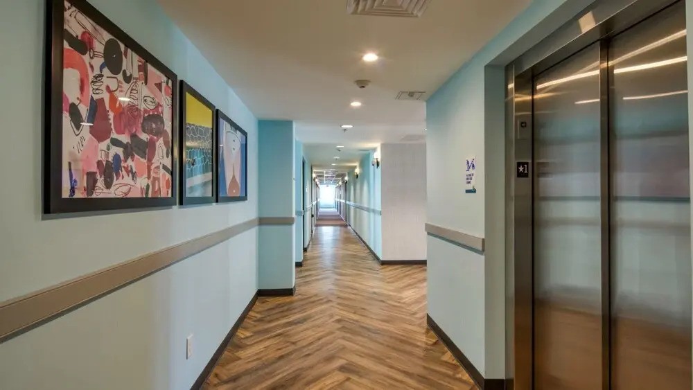 Uptown Suites Extended Stay Tampa FL - Riverview