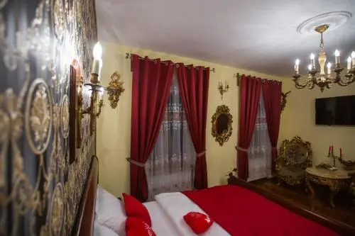 History Apartments Cetății