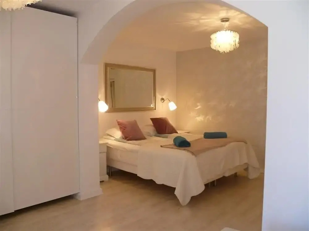 Great Beach Side Villa – Semi Heated Pool
