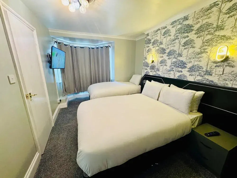Sachi Hotel