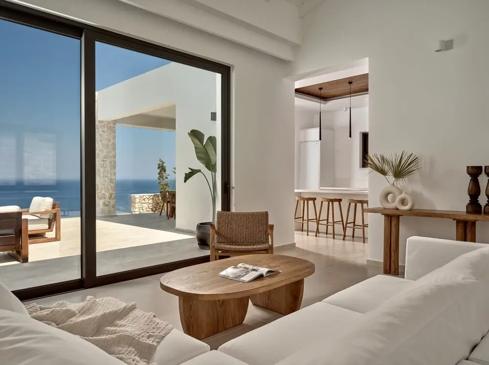 Design 3-bed Villa With Infinity Pool in Zakynthos