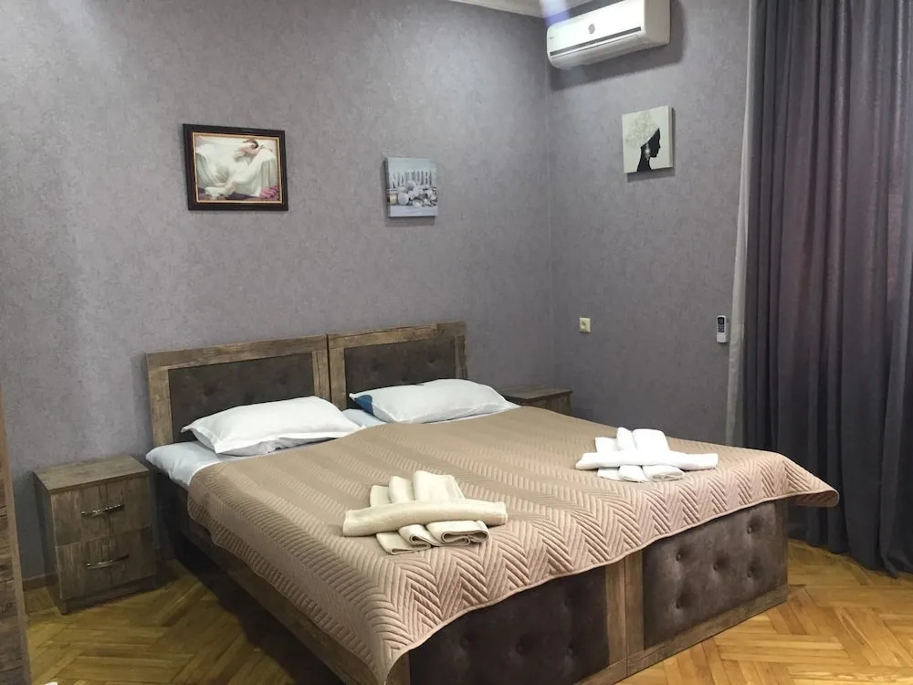 Hotel City