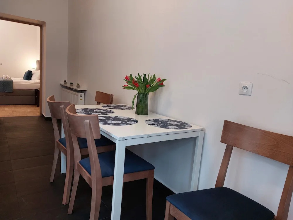 Unique Style Apartments Old Town - 25 min from the airport - by Homelike Krakow