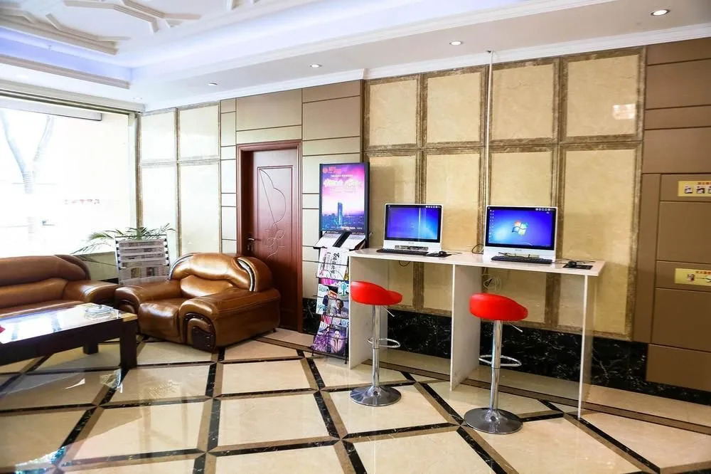 Kaili Business Hotel