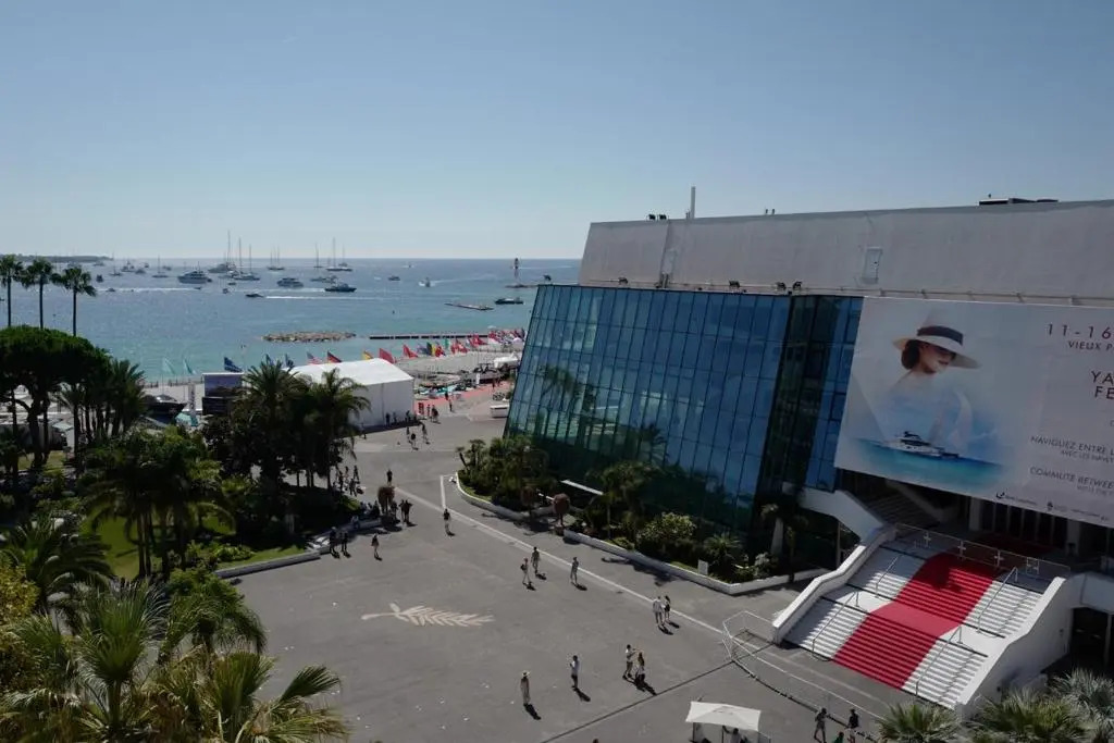 Studio Gray D Albion & Mondrian - Cannes