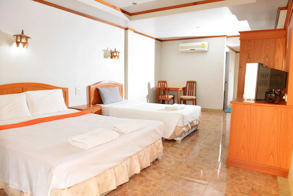 Coconut Grove Hotel Samui