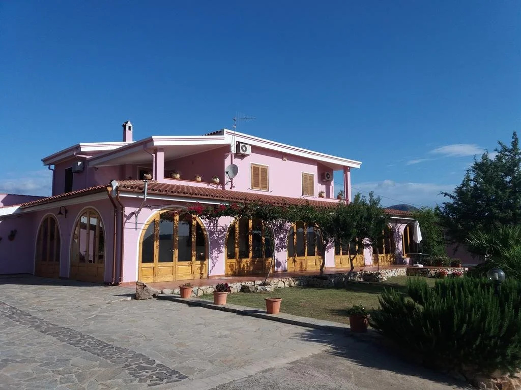 Domus De Janas