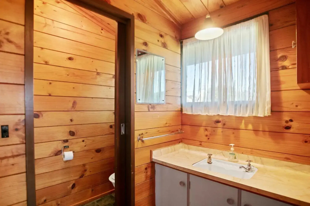 The White Haus - Waihi Beach Upstairs Holiday Unit