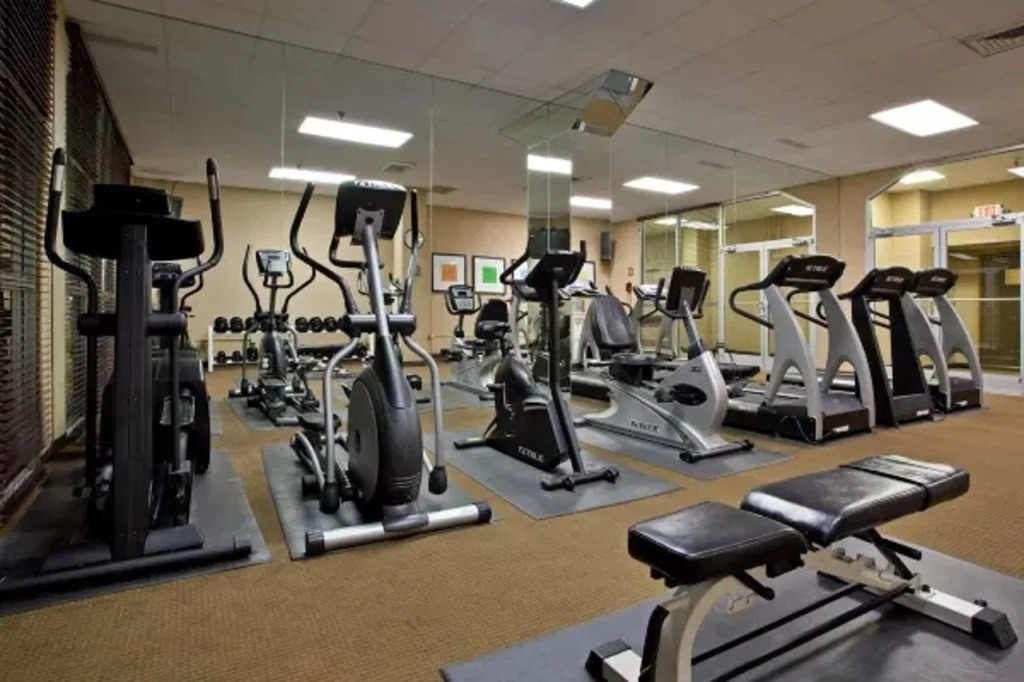 Best Western Plus Strongsville Cleveland