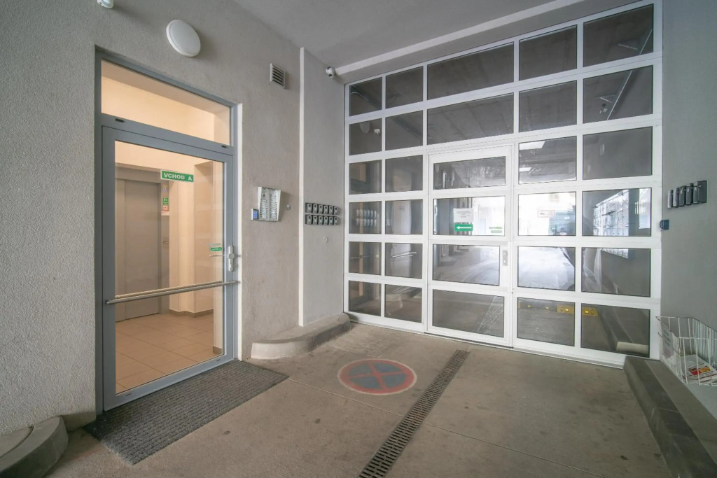 Urban Apartments by Homester