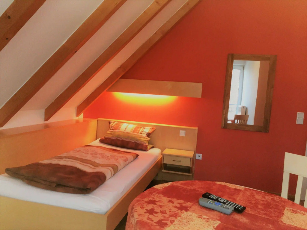 Gasthof-Pension Brauner Hirsch in Alfeld - Mittelfranken