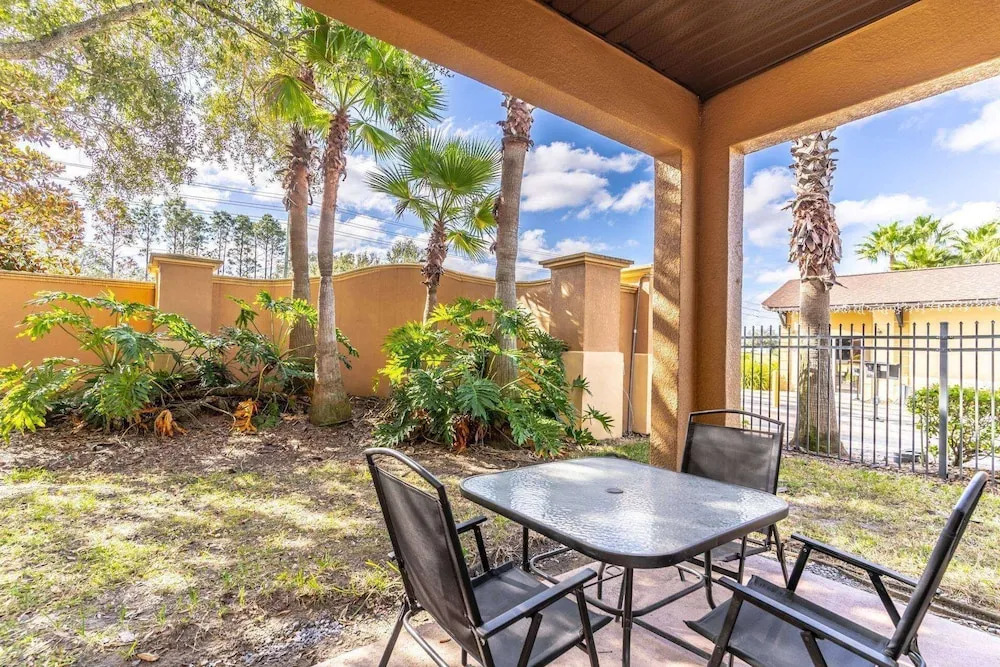 243 Regal Palms