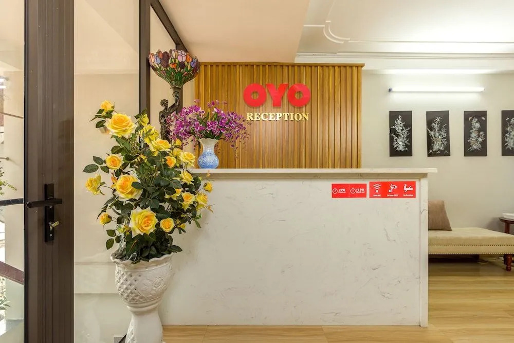 OYO 800 Candy Hotel