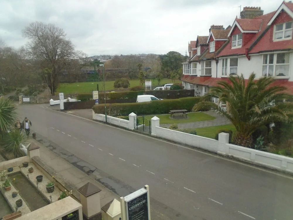 Cherwood Guest House