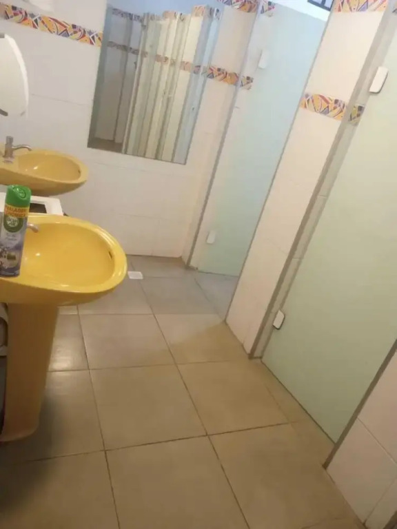 Hacker Hostels