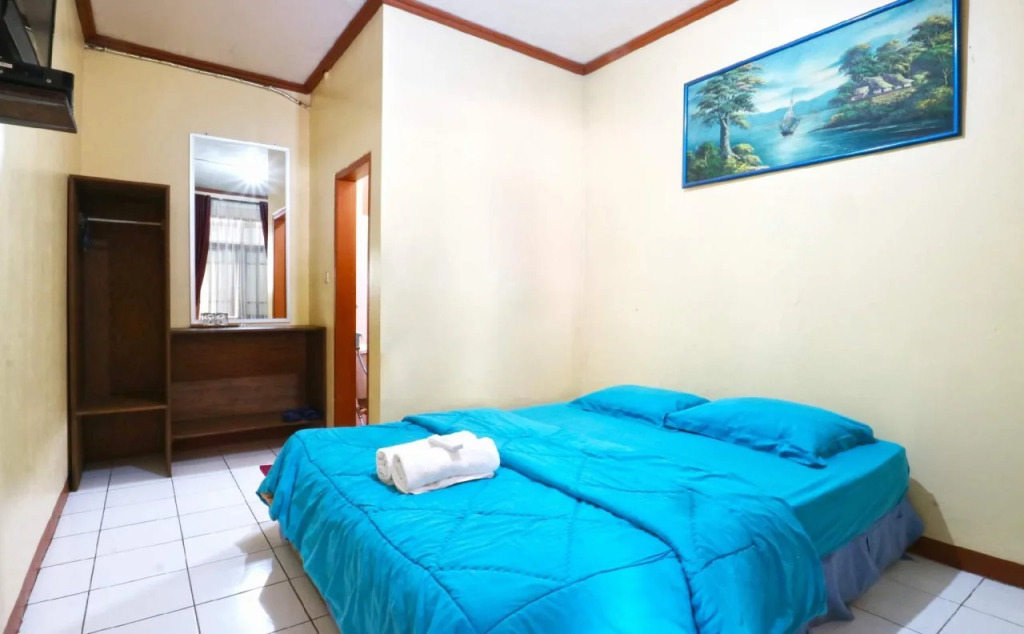Aries Biru Hotel & Villa