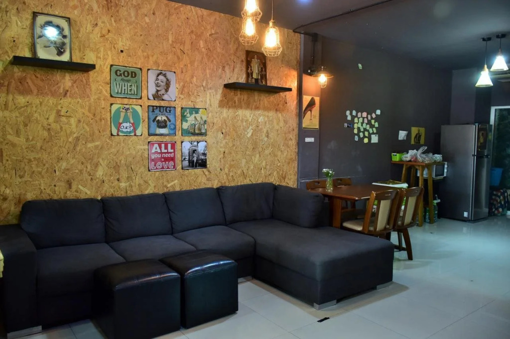 Buc's Hostel