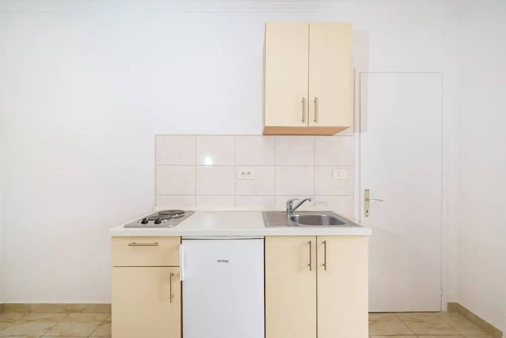 Studio Apartments Near Center 5
