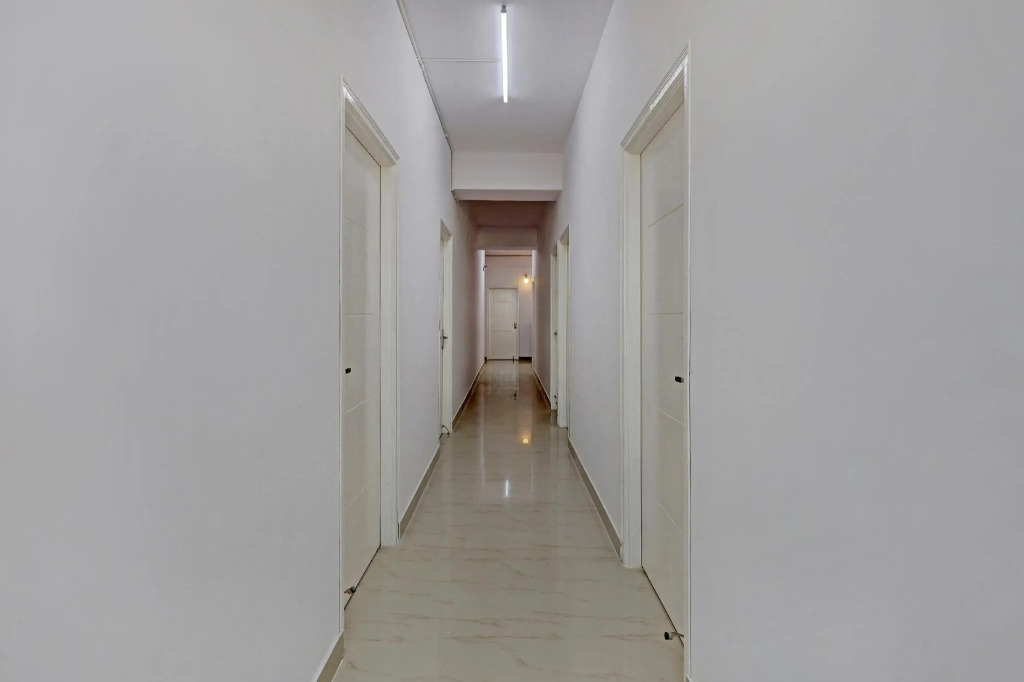 Hotel O Compact Studio Kr Puram Near Phoenix Marketcity