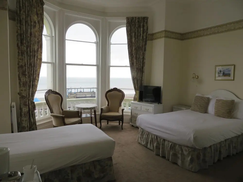 St. Kilda Hotel