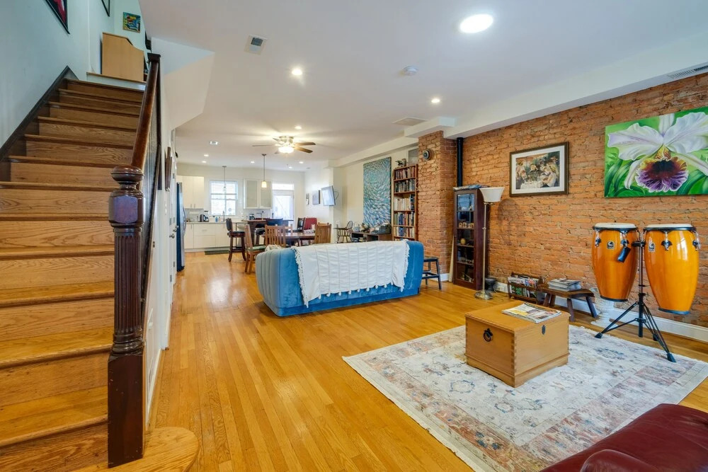 Washington, DC Townhome w/ Deck + Gas Grill