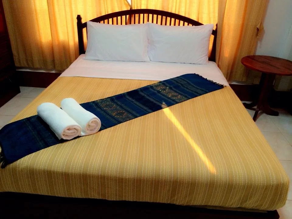 Dok Khaithong Hotel