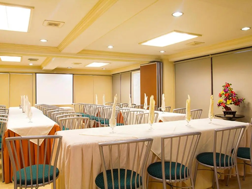 Grand City Hotel Inc