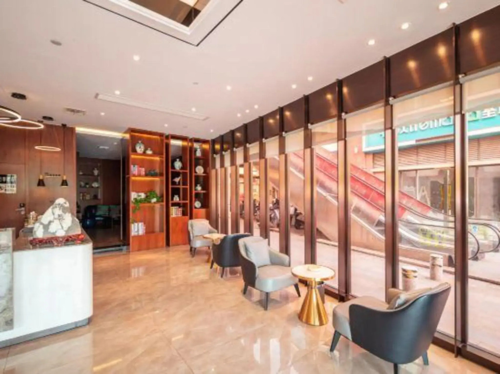 Langting Bozhen Hotel (Zhenxing Road Subway Station Branch)