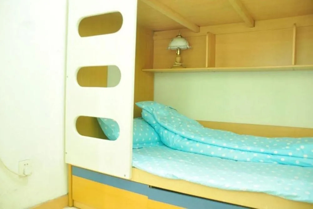 Guangzhou Pinyan Youth Hostel