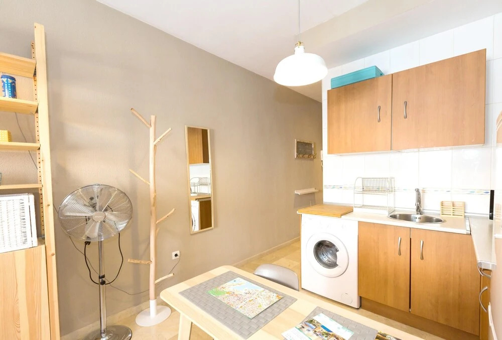 Studio in Málaga, With Wonderful City View, Balcony and Wifi Near the Beach