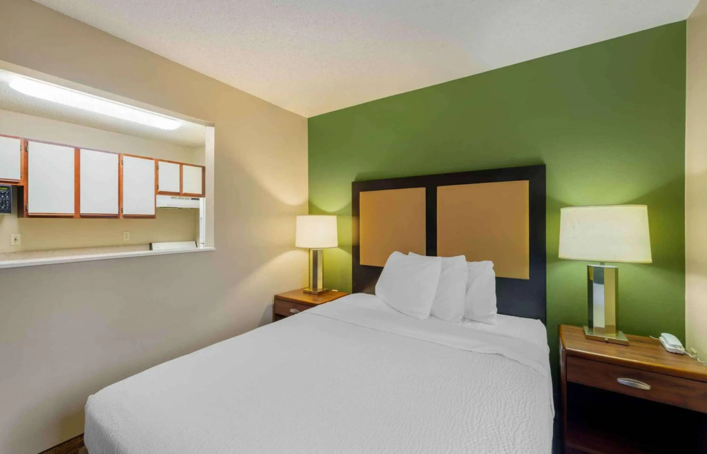 Extended Stay America Suites - Omaha - West