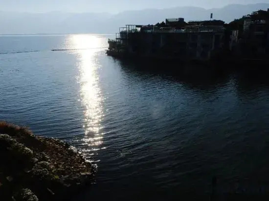Moon Sea Inn