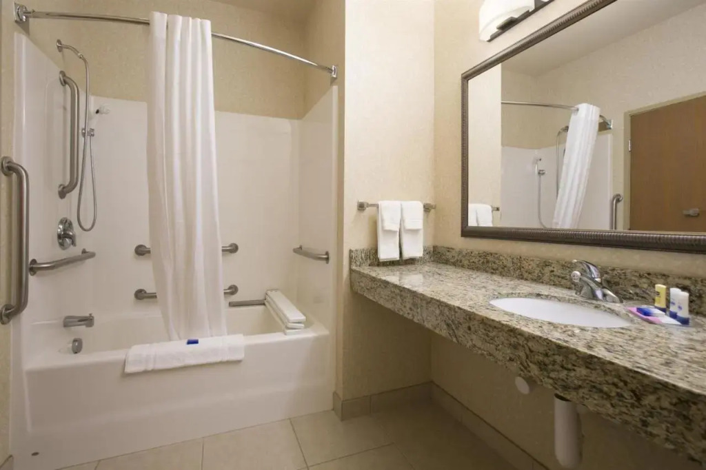 Comfort Suites Blaine