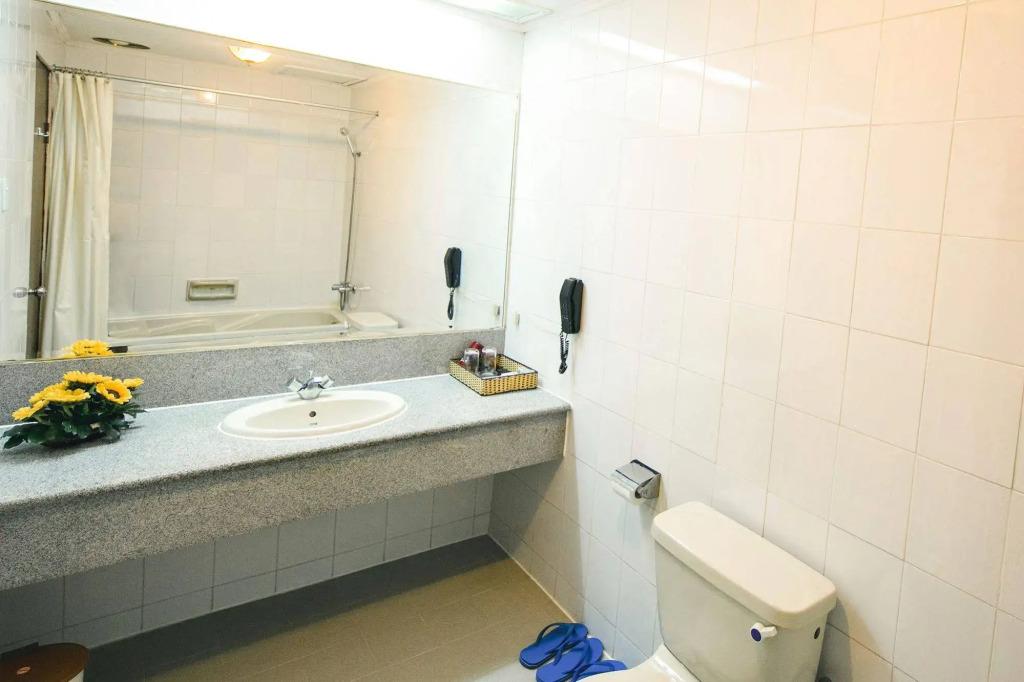 Asian Hotel