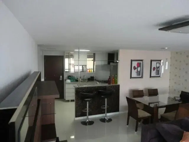 Apartamento Vista Mar 4 Suítes