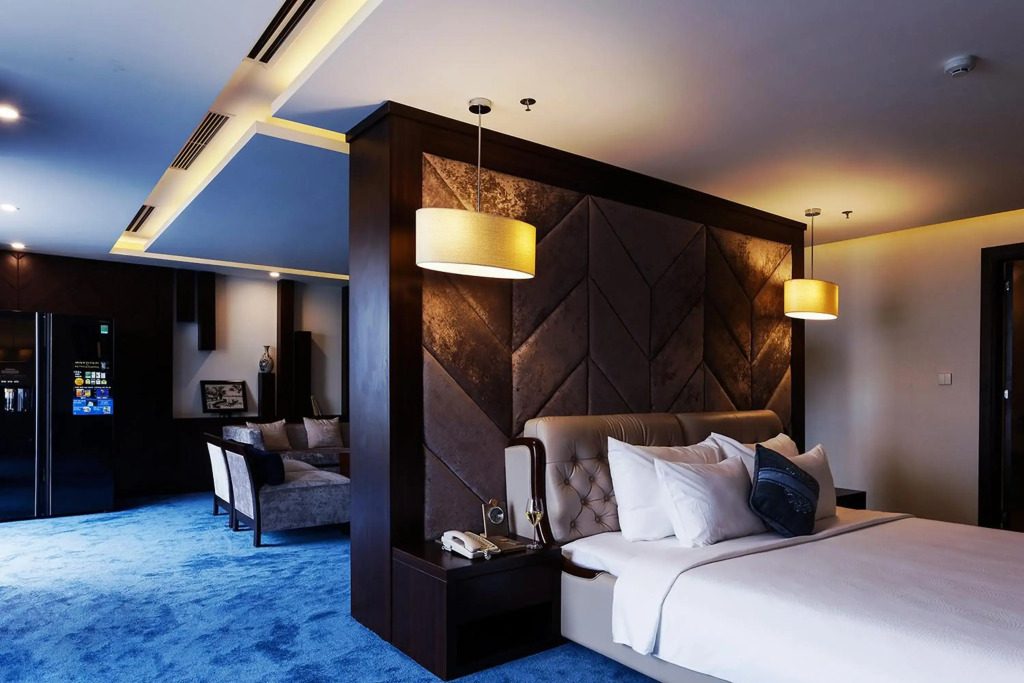Central Luxury Hạ Long Hotel