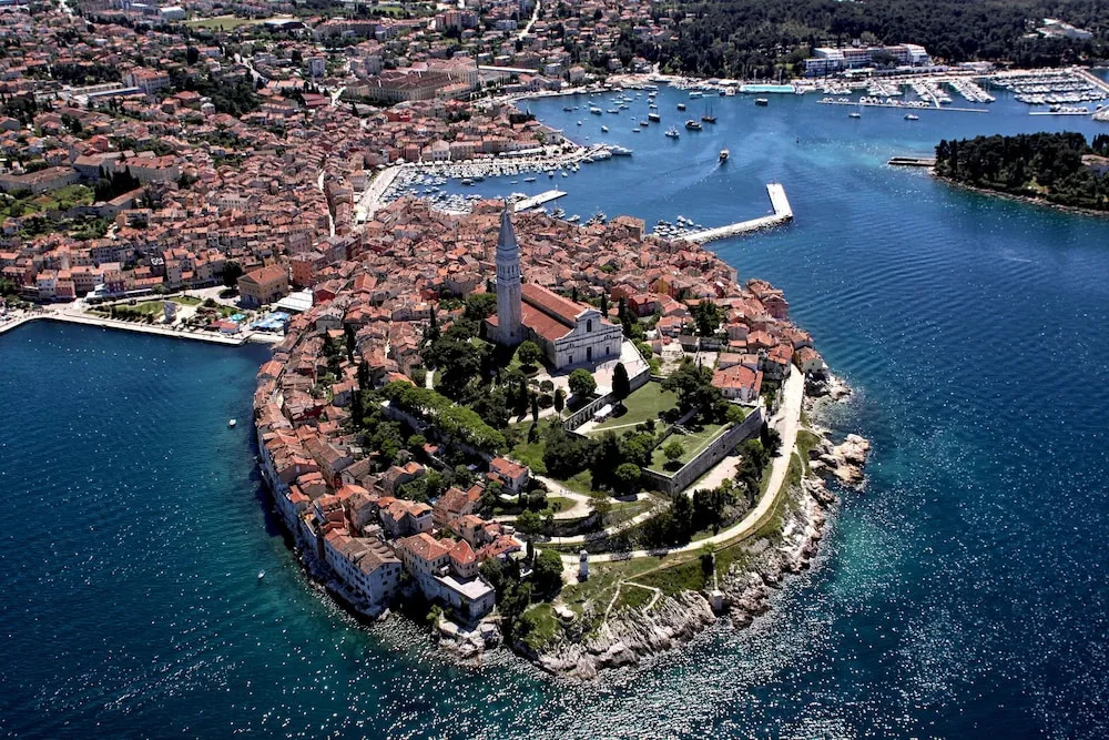 Apartment Isola