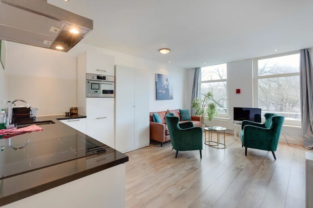 Marnixkade Apartments