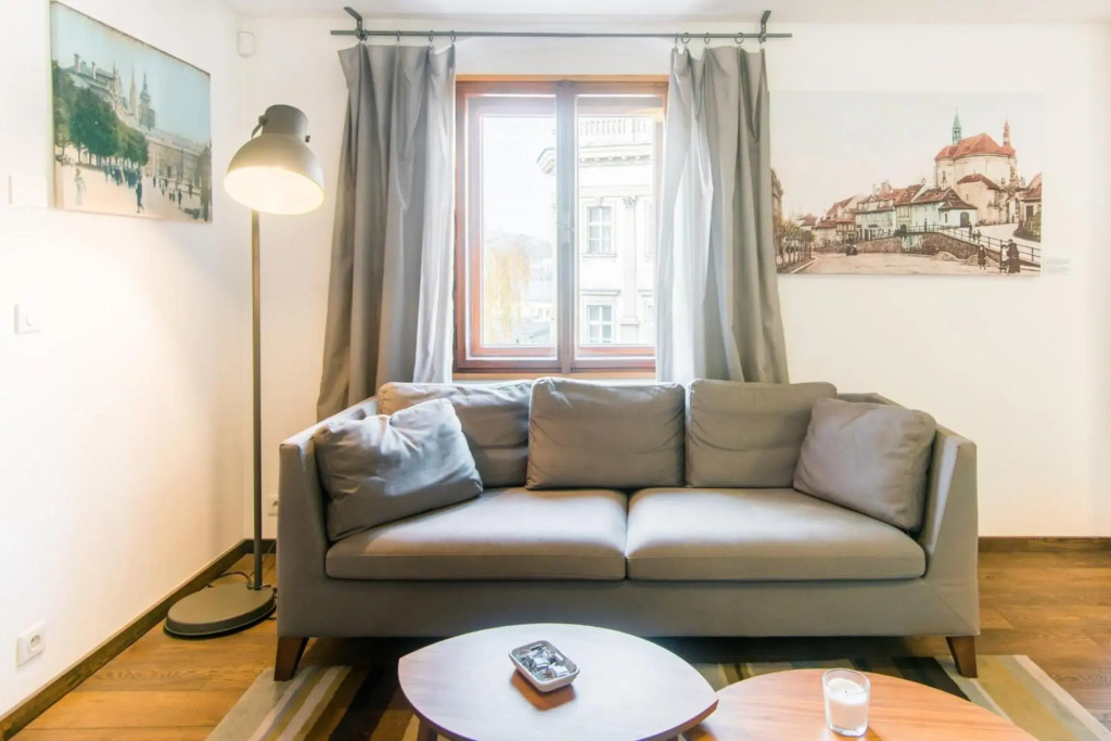 Modern Apartment in a Picturesque 15th-Century Building