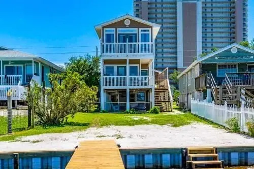 The Rising Tide by Meyer Vacation Rentals