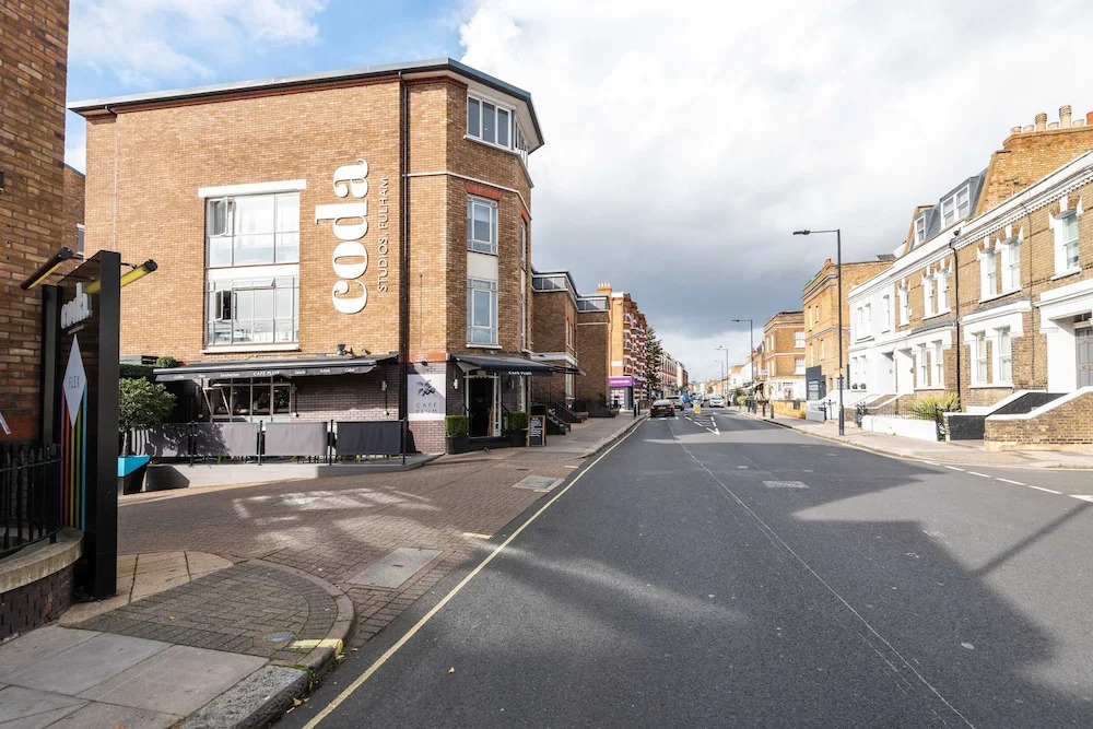 Stylish Fulham Home close to the River Thames
