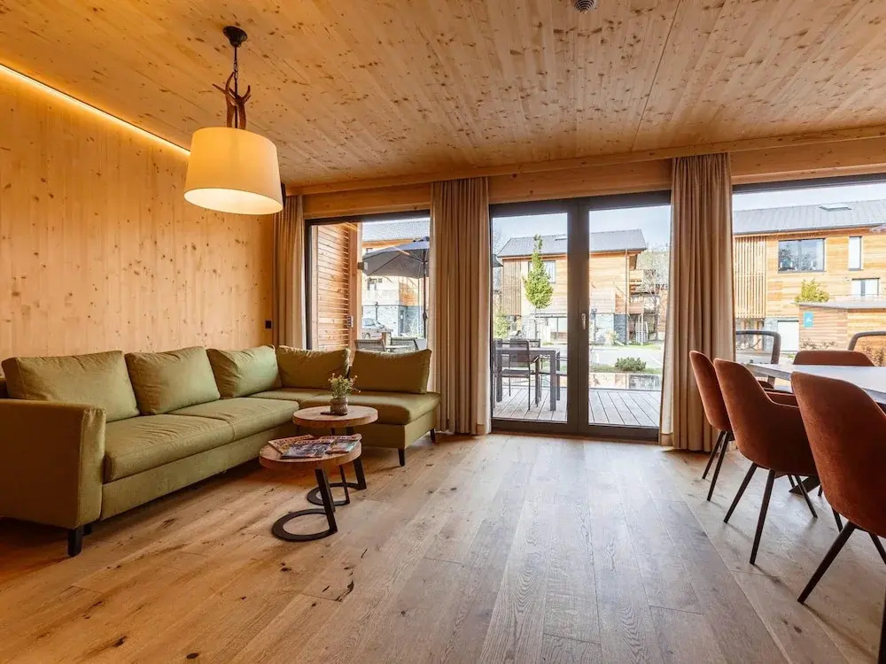Chalet Near Kreischberg Ski Lift & Spa