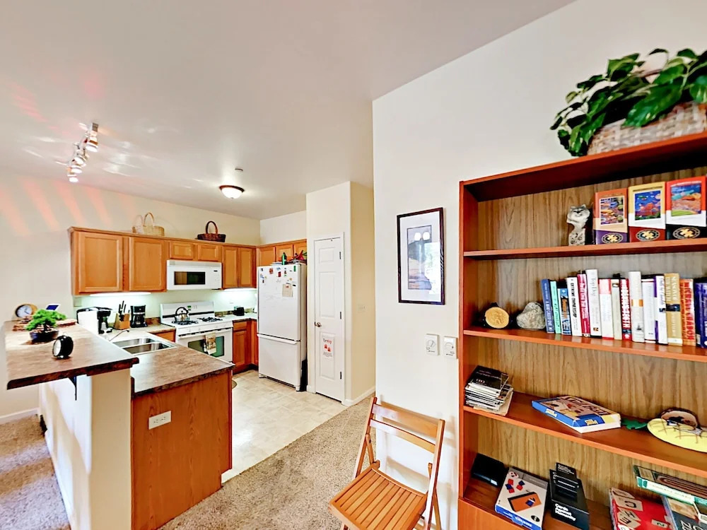 10583 Boulders Townhouse - 2 Br townhouse by RedAwning