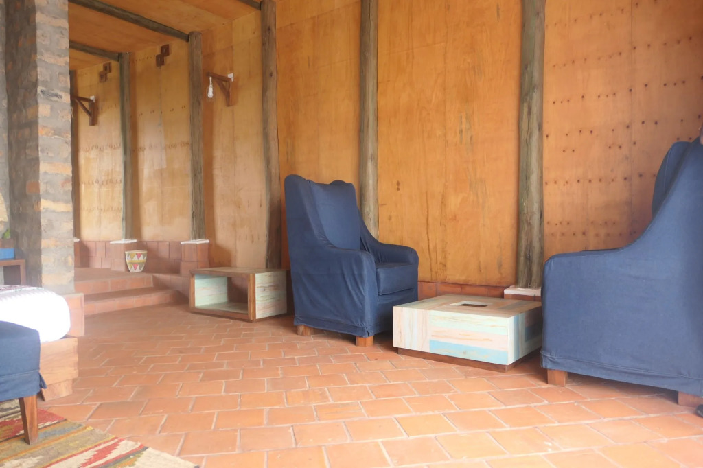 Buvi Lodge Limited