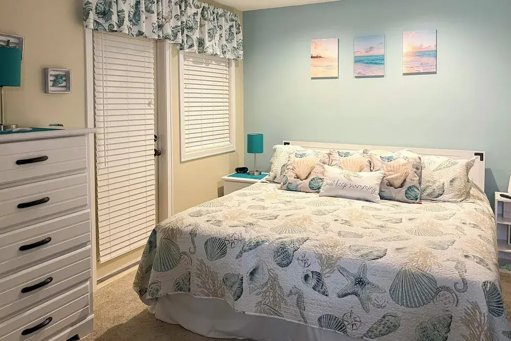 Arcadian Dunes 1st-floor Gem: Pool & Beach Access!