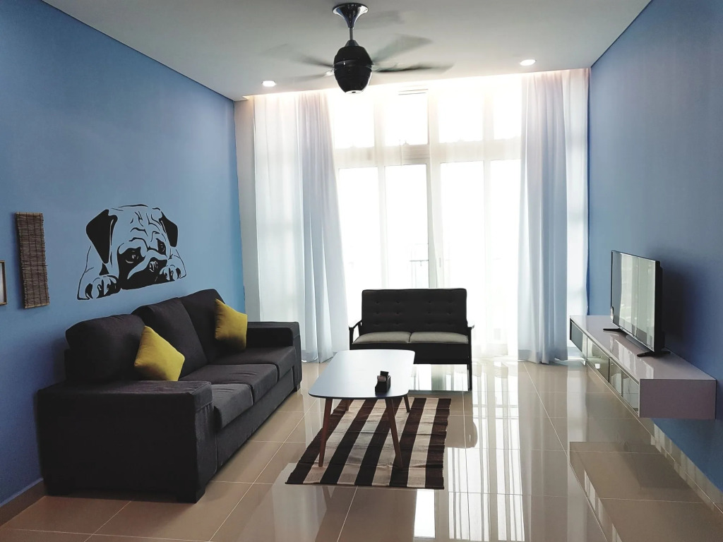 Holi 1Medini Suites