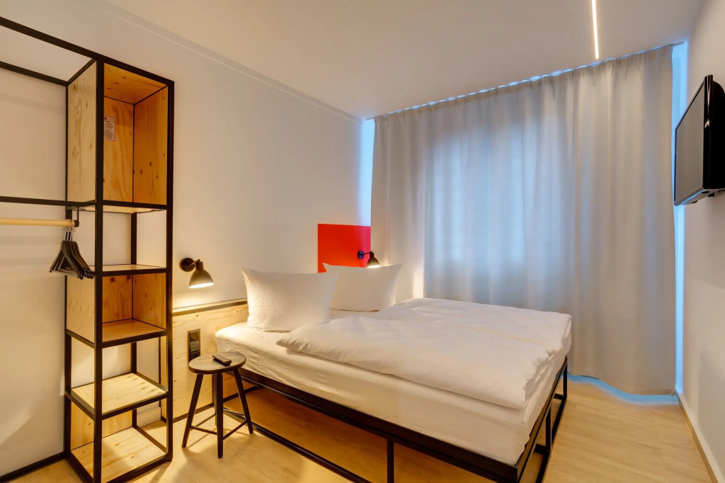 MEININGER Hotel Leipzig Hauptbahnhof