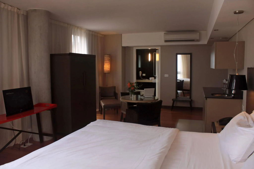 AXSUR Design Hotel