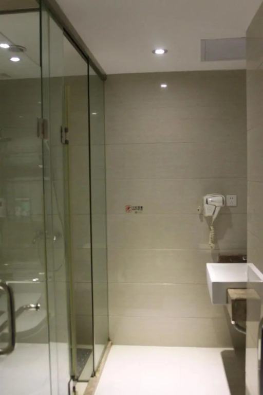 Huangpu Hotel