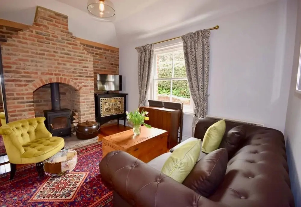 Little Clatterford Walkers Paradise for 2 Close to Carisbrooke Castle